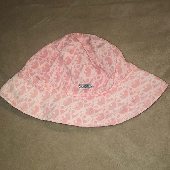 dior bucket hat pink
